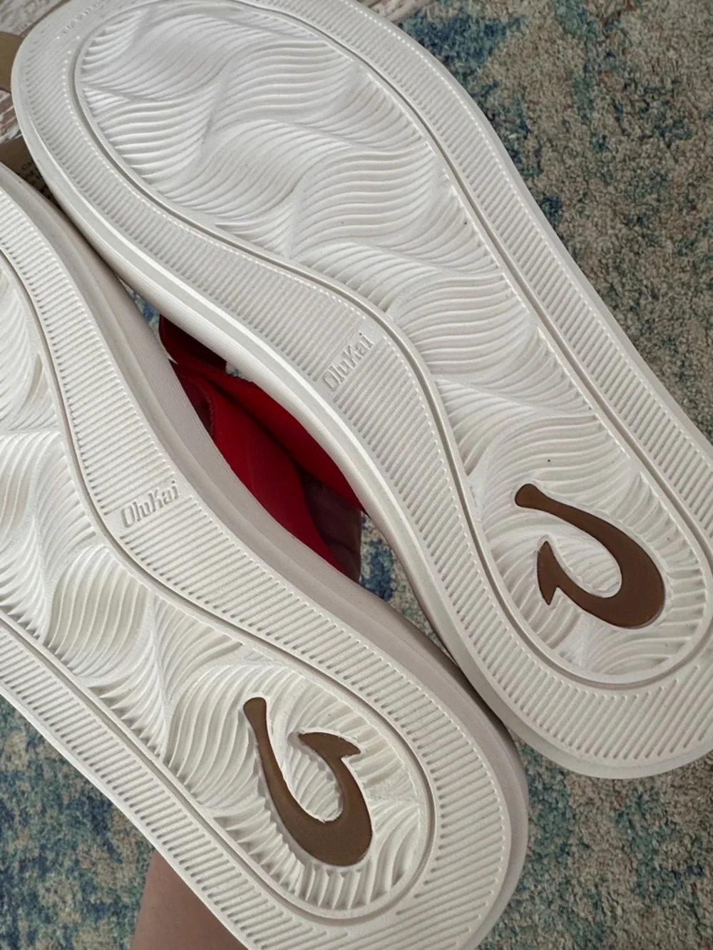 NWT OluKai Leeward Red Flip Flop Sandals